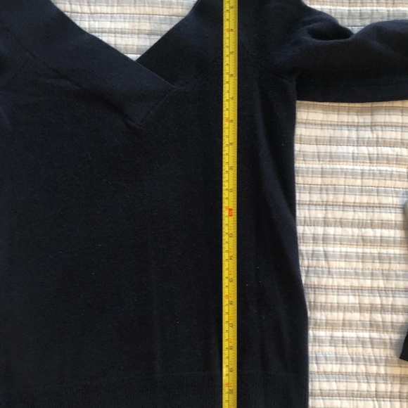 Ralph Lauren Cashmere V-back sweater M - Picture 4 of 6